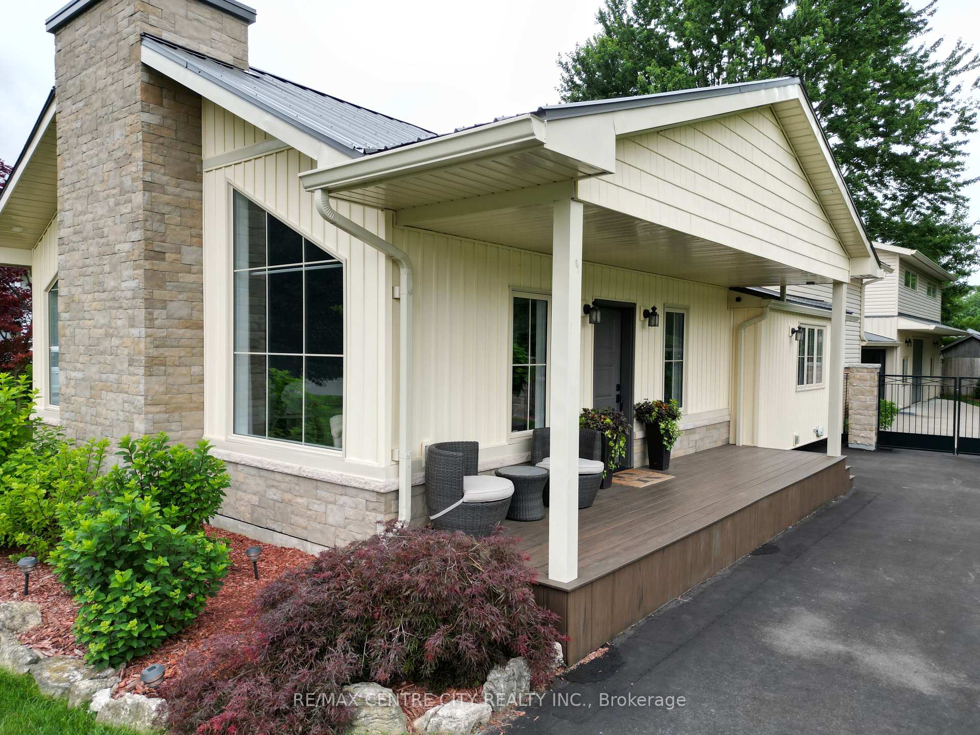 Photo 2 of 174 Ridge Street, Dutton/Dunwich, Dutton — HOMEH