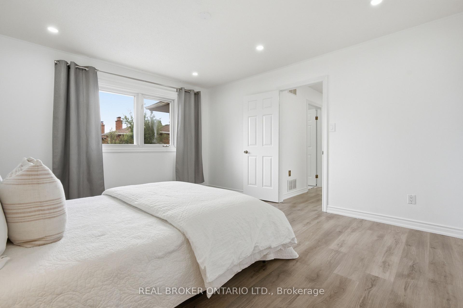 Photo 29 of 94 Roxana Avenue, Vaughan, West Woodbridge — HOMEH