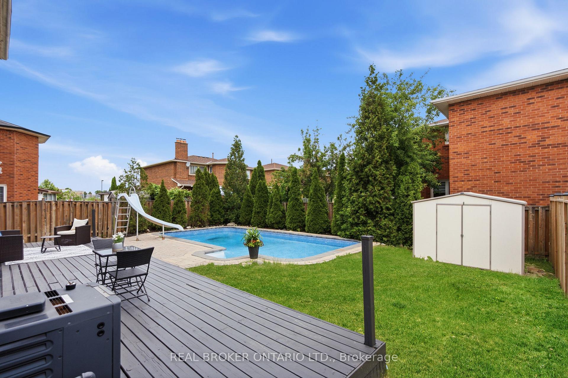 Photo 45 of 94 Roxana Avenue, Vaughan, West Woodbridge — HOMEH