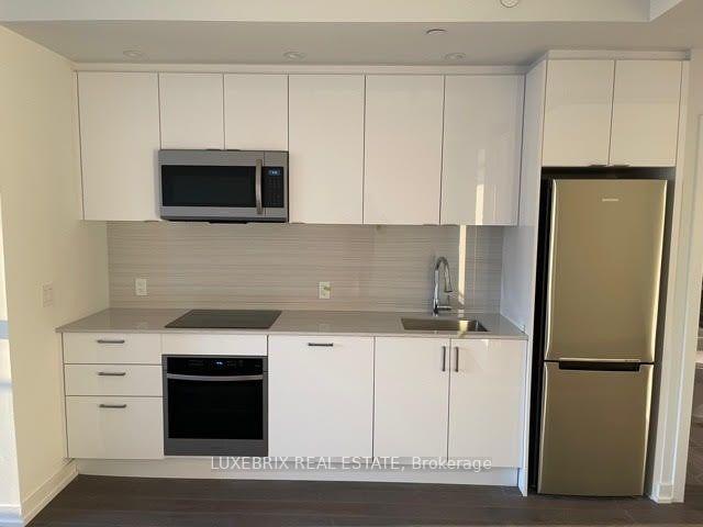 Photo 5 of Unit 2211, 1928 Lakeshore Boulevard W, Toronto, South Parkdale — HOMEH