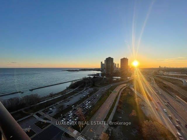Photo 10 of Unit 2211, 1928 Lakeshore Boulevard W, Toronto, South Parkdale — HOMEH