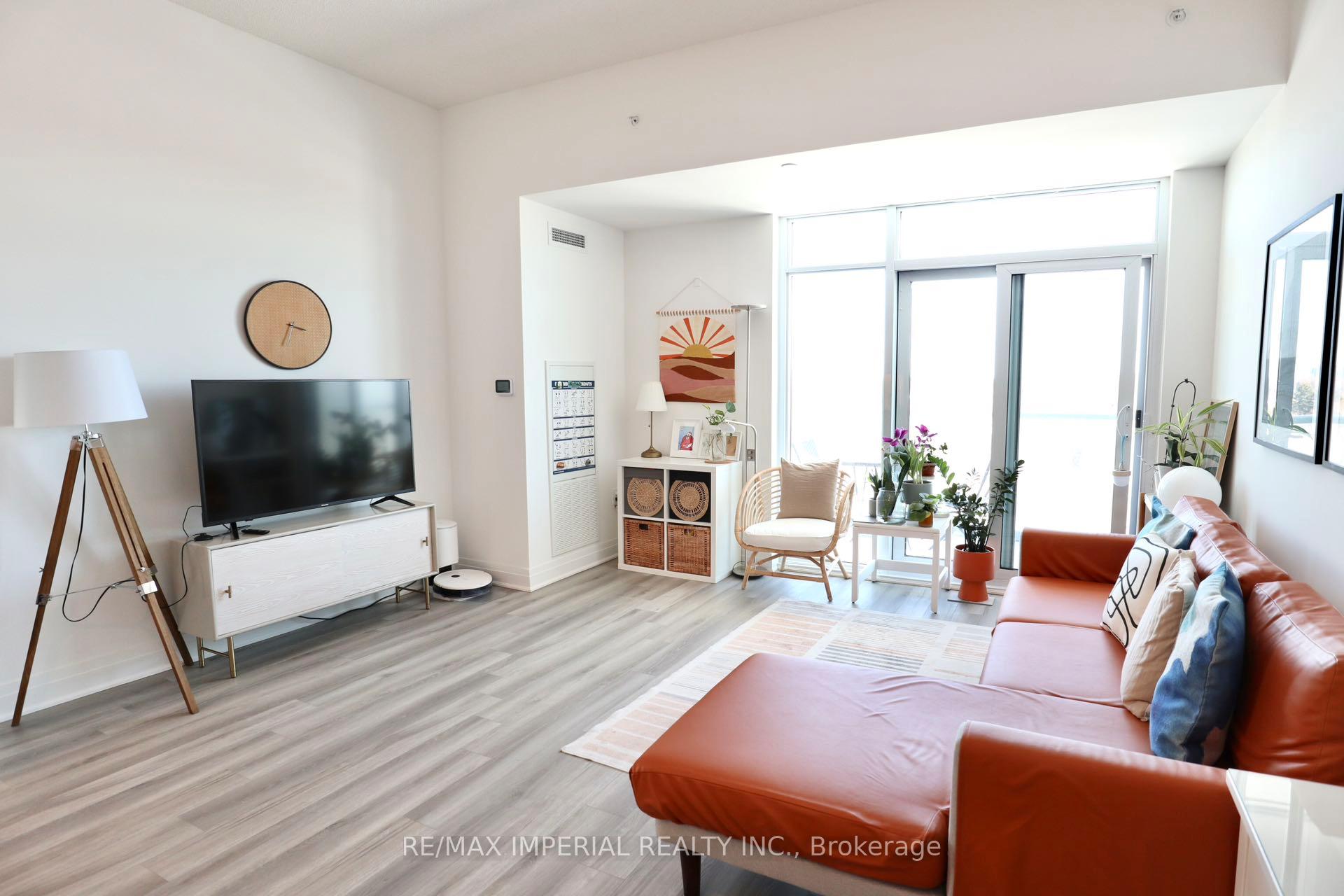 Photo 2 of Unit 402, 3220 Sheppard Avenue E, Scarborough, Tam O'Shanter-Sullivan — HOMEH