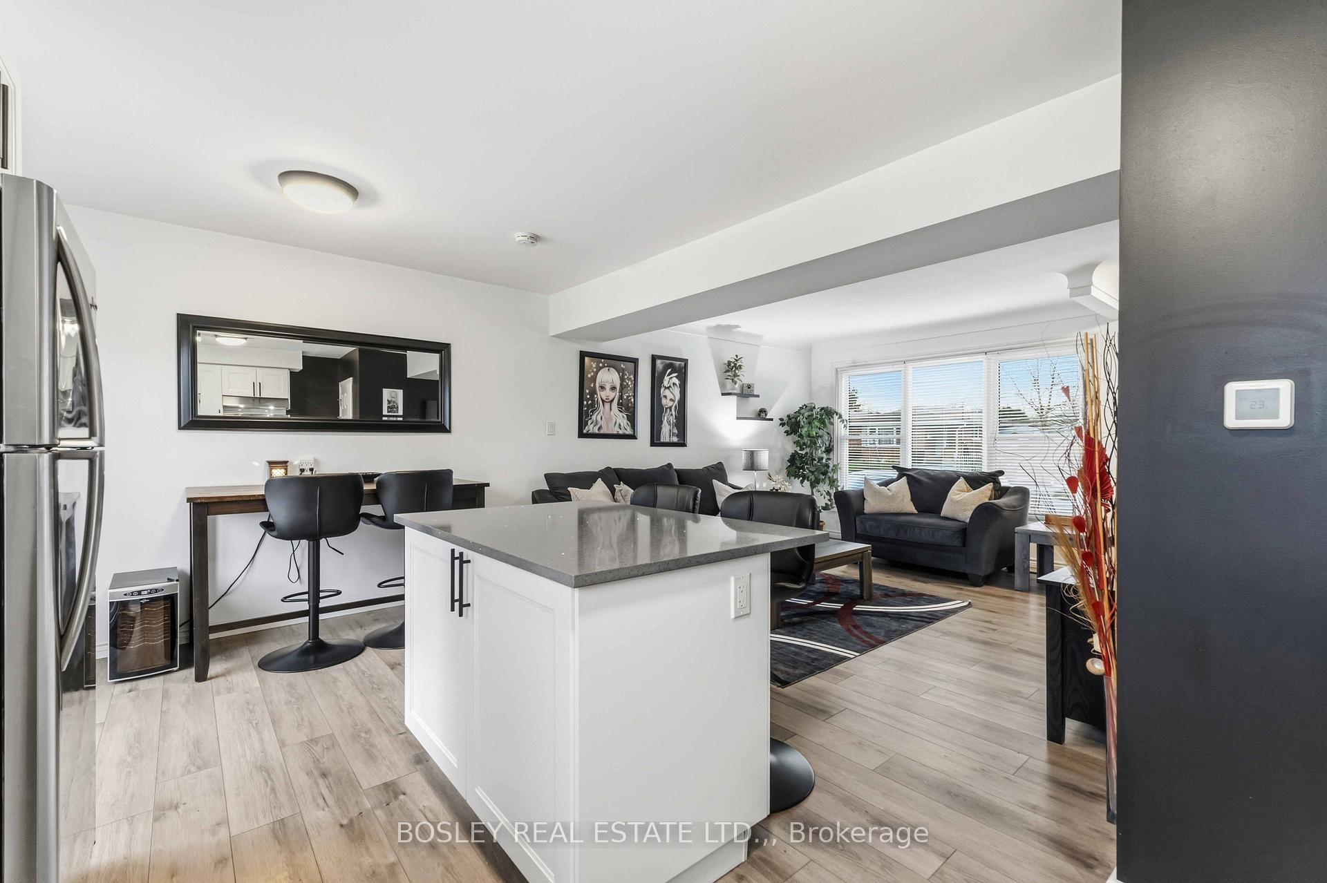 Photo 11 of 75 Wildwood Road, St. Catharines, Port Weller — HOMEH