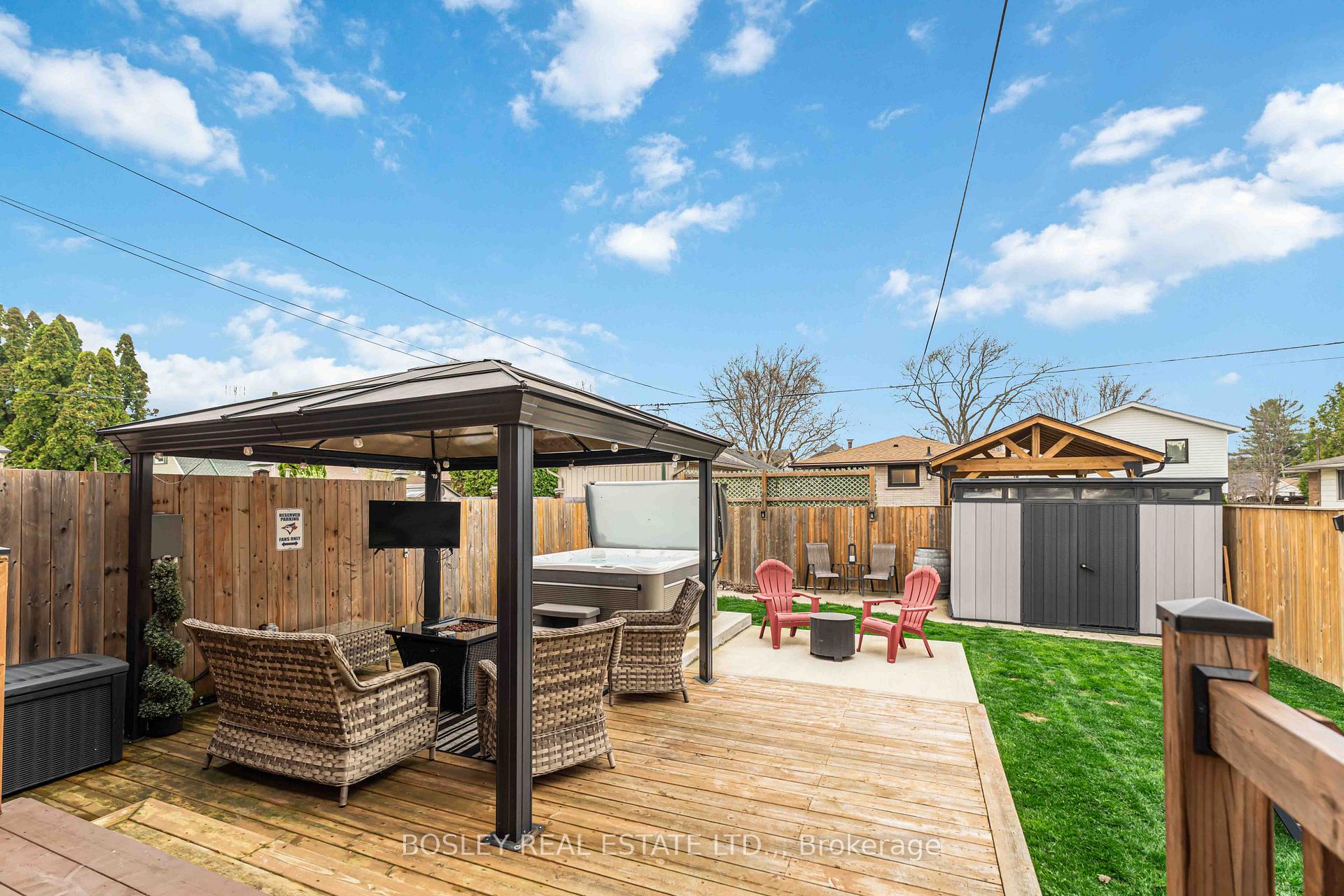 Photo 26 of 75 Wildwood Road, St. Catharines, Port Weller — HOMEH