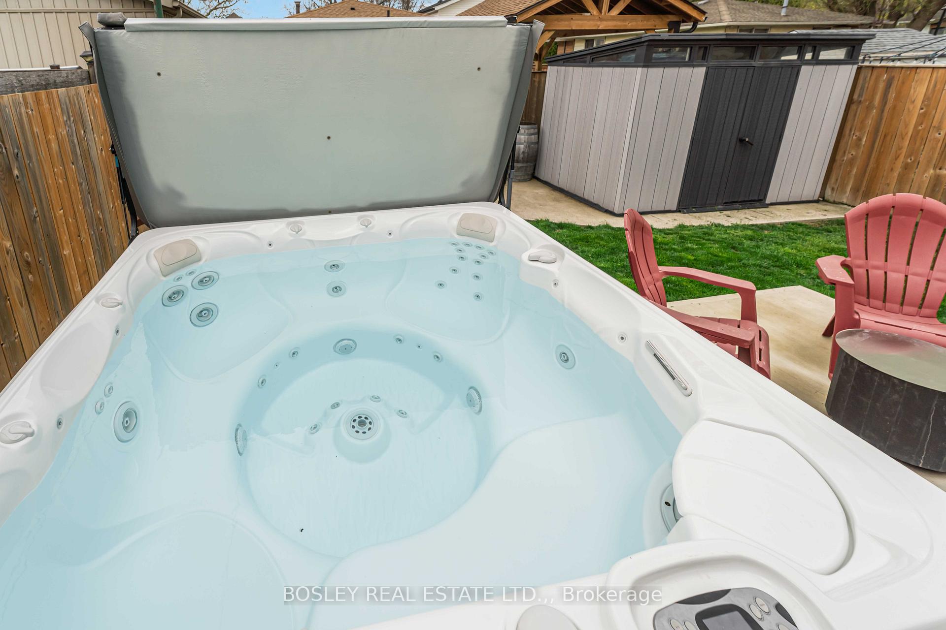 Photo 27 of 75 Wildwood Road, St. Catharines, Port Weller — HOMEH