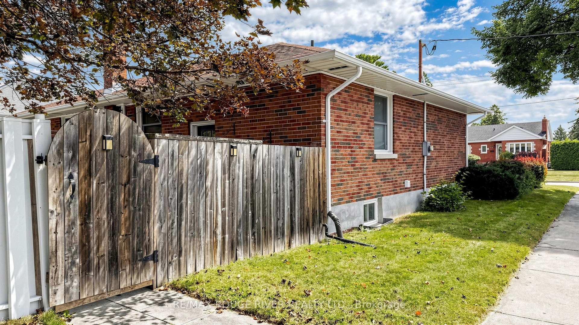 Photo 43 of Unit Lower, 46 Sunset Drive, Oshawa, Centennial — HOMEH