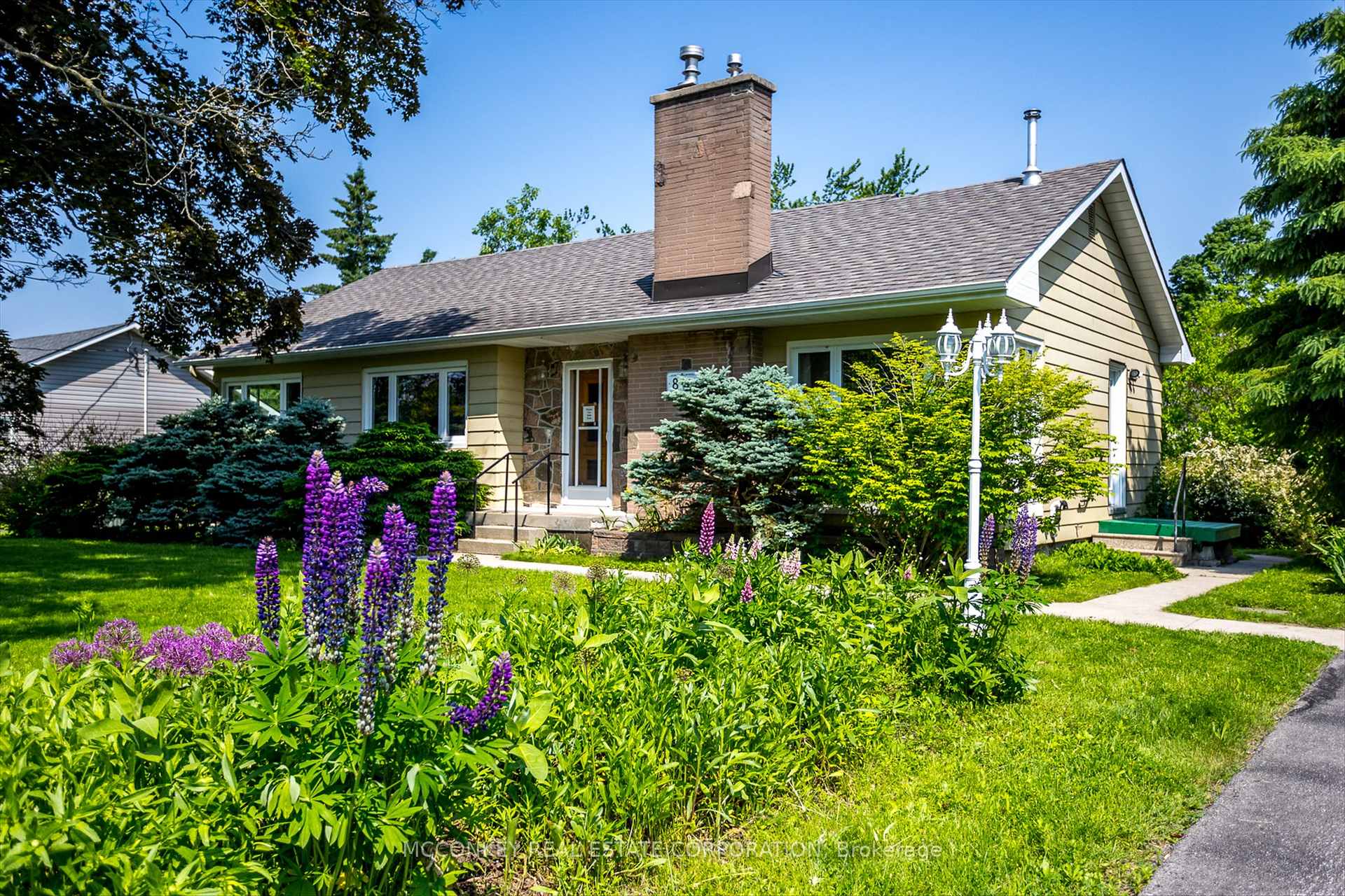 Photo 45 of 834 Crowley Crescent, Peterborough, Monaghan Ward 2 — HOMEH