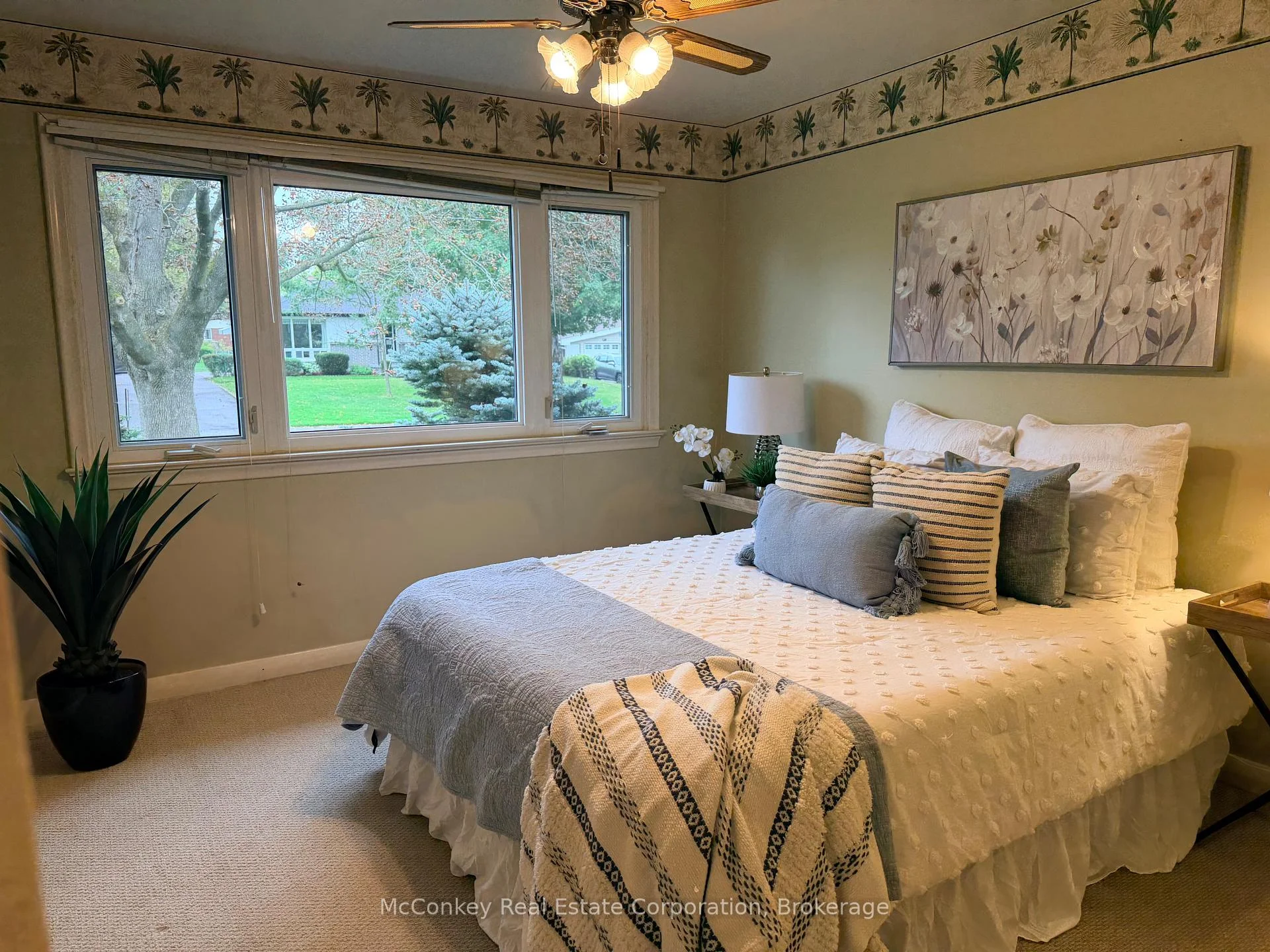 Photo 12 of 834 Crowley Crescent, Peterborough, Monaghan Ward 2 — HOMEH