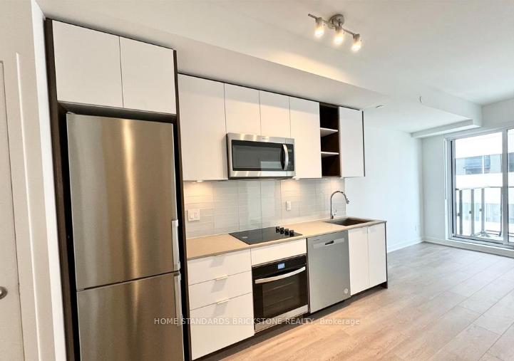Photo of Unit 933, 543 Richmond Street W