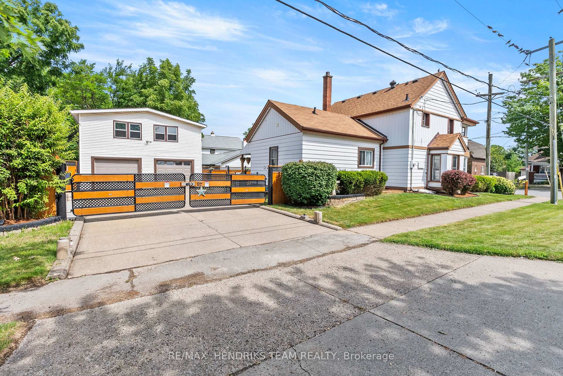 Photo 1 of 85 Pine Street S, Thorold, Thorold Downtown — HOMEH