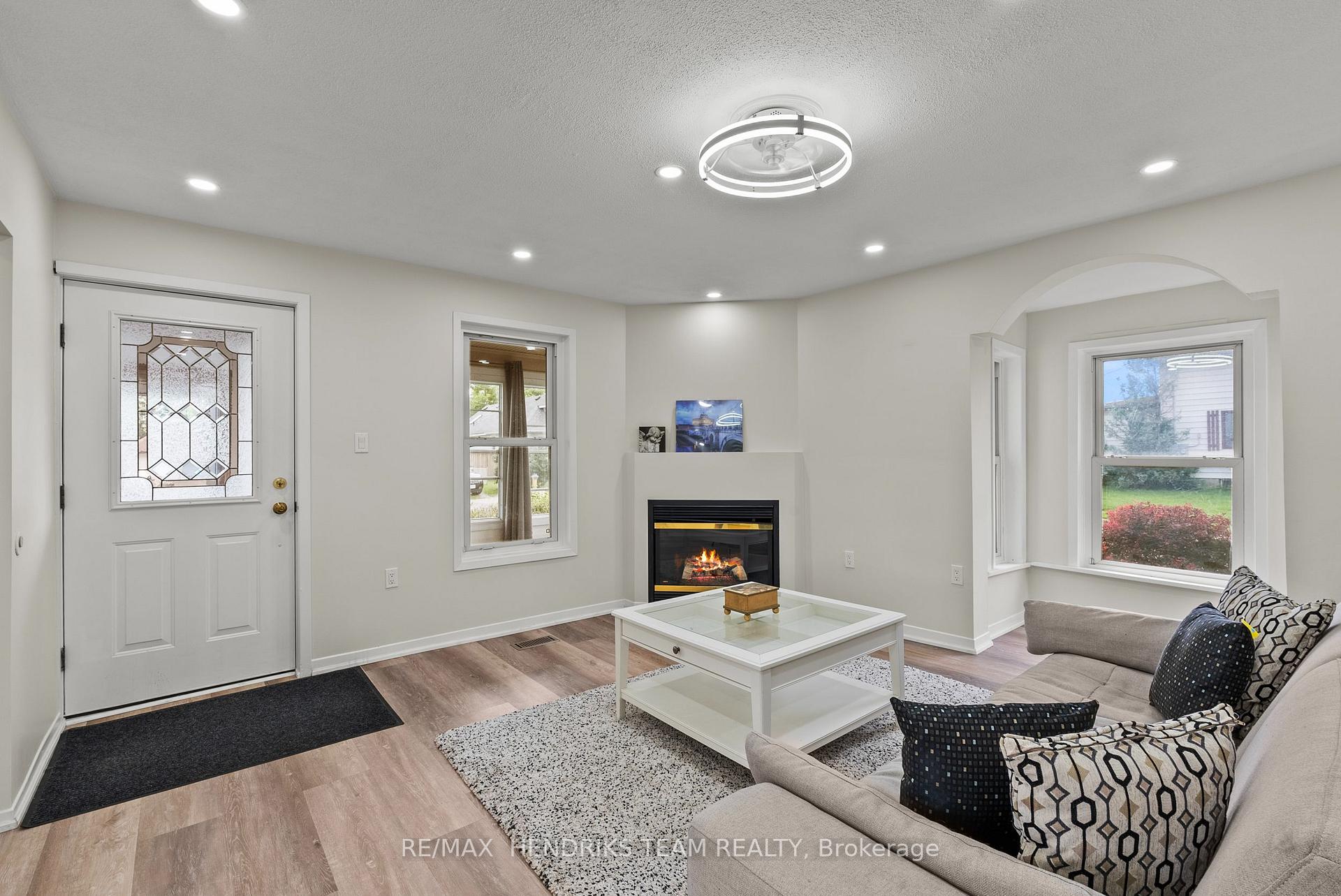 Photo 13 of 85 Pine Street S, Thorold, Thorold Downtown — HOMEH