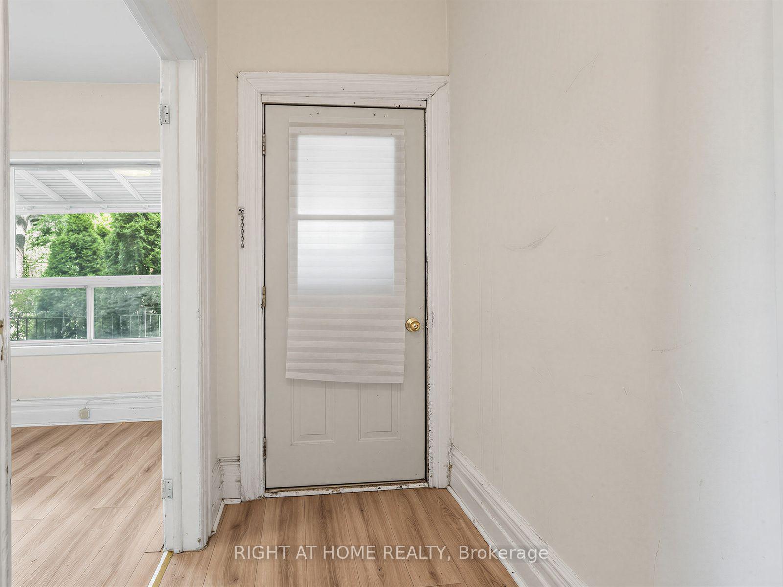 Photo 4 of 10 Havelock Street, Toronto, Dufferin Grove — HOMEH