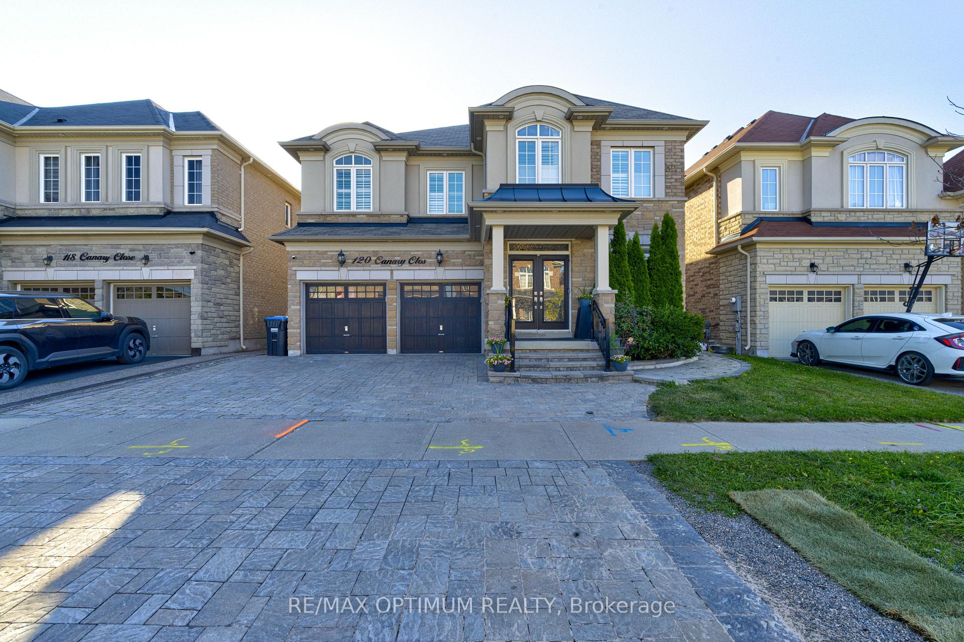 Photo 2 of 120 Canary Close, Brampton, Credit Valley — HOMEH