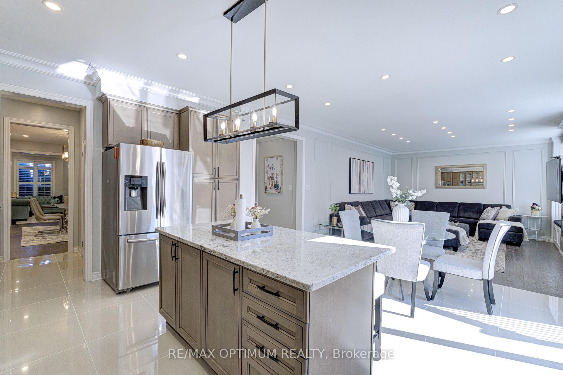 Photo 17 of 120 Canary Close, Brampton, Credit Valley — HOMEH