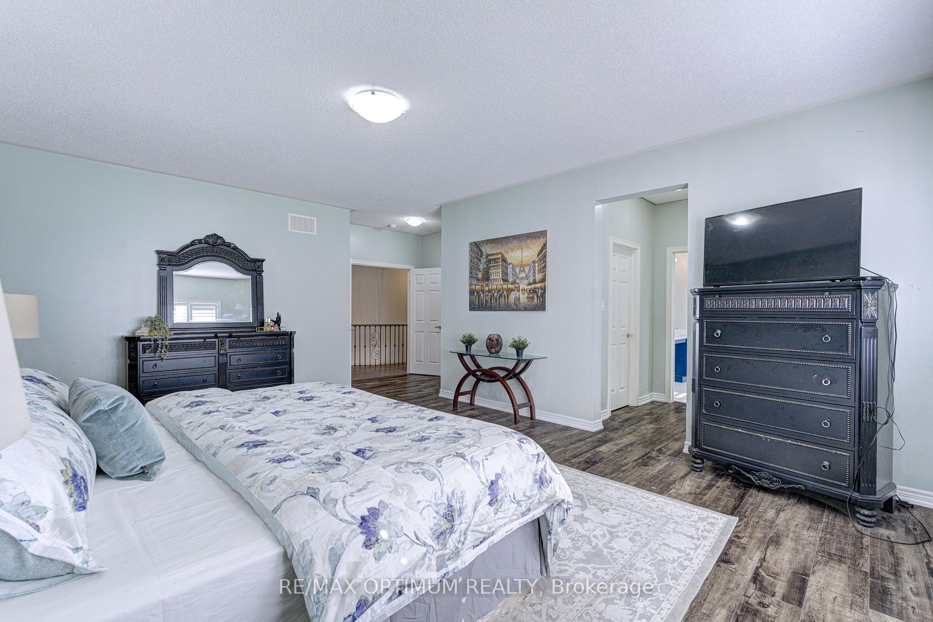 Photo 23 of 120 Canary Close, Brampton, Credit Valley — HOMEH