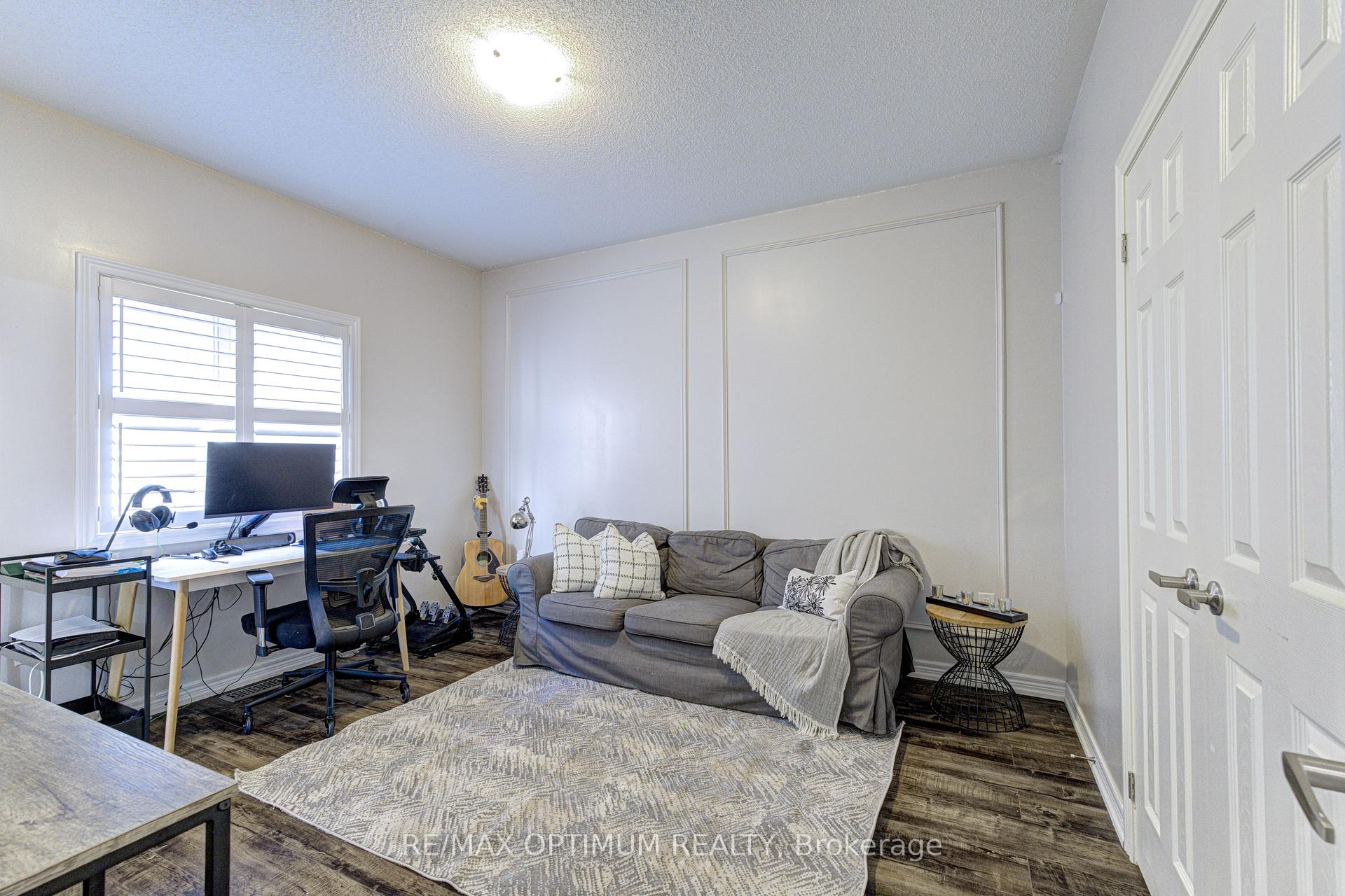Photo 34 of 120 Canary Close, Brampton, Credit Valley — HOMEH