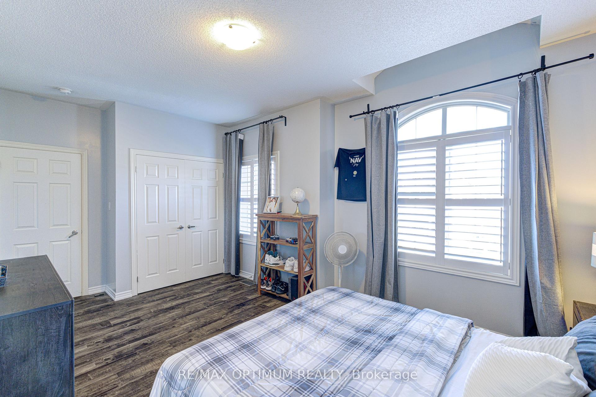 Photo 36 of 120 Canary Close, Brampton, Credit Valley — HOMEH