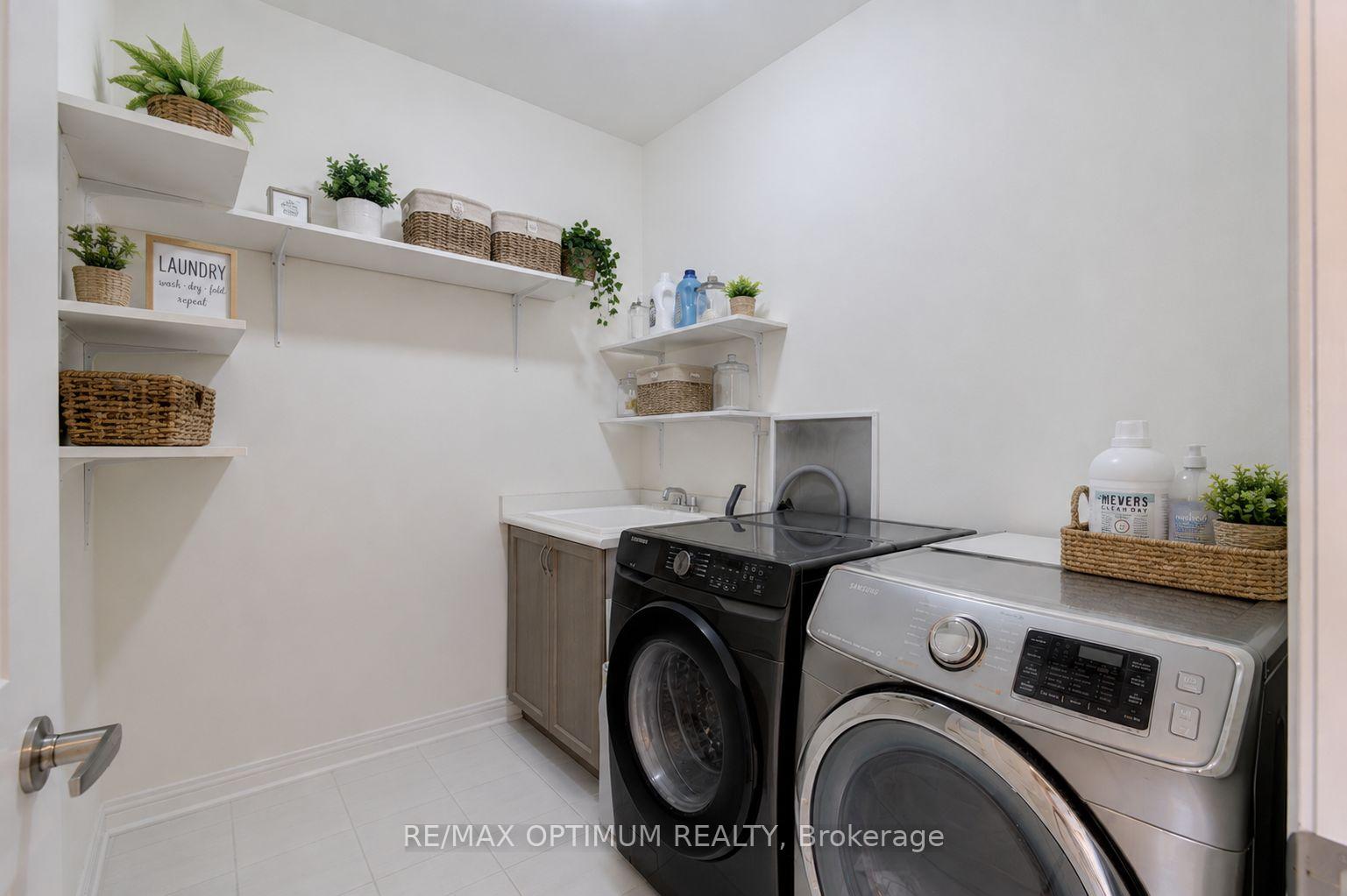 Photo 37 of 120 Canary Close, Brampton, Credit Valley — HOMEH