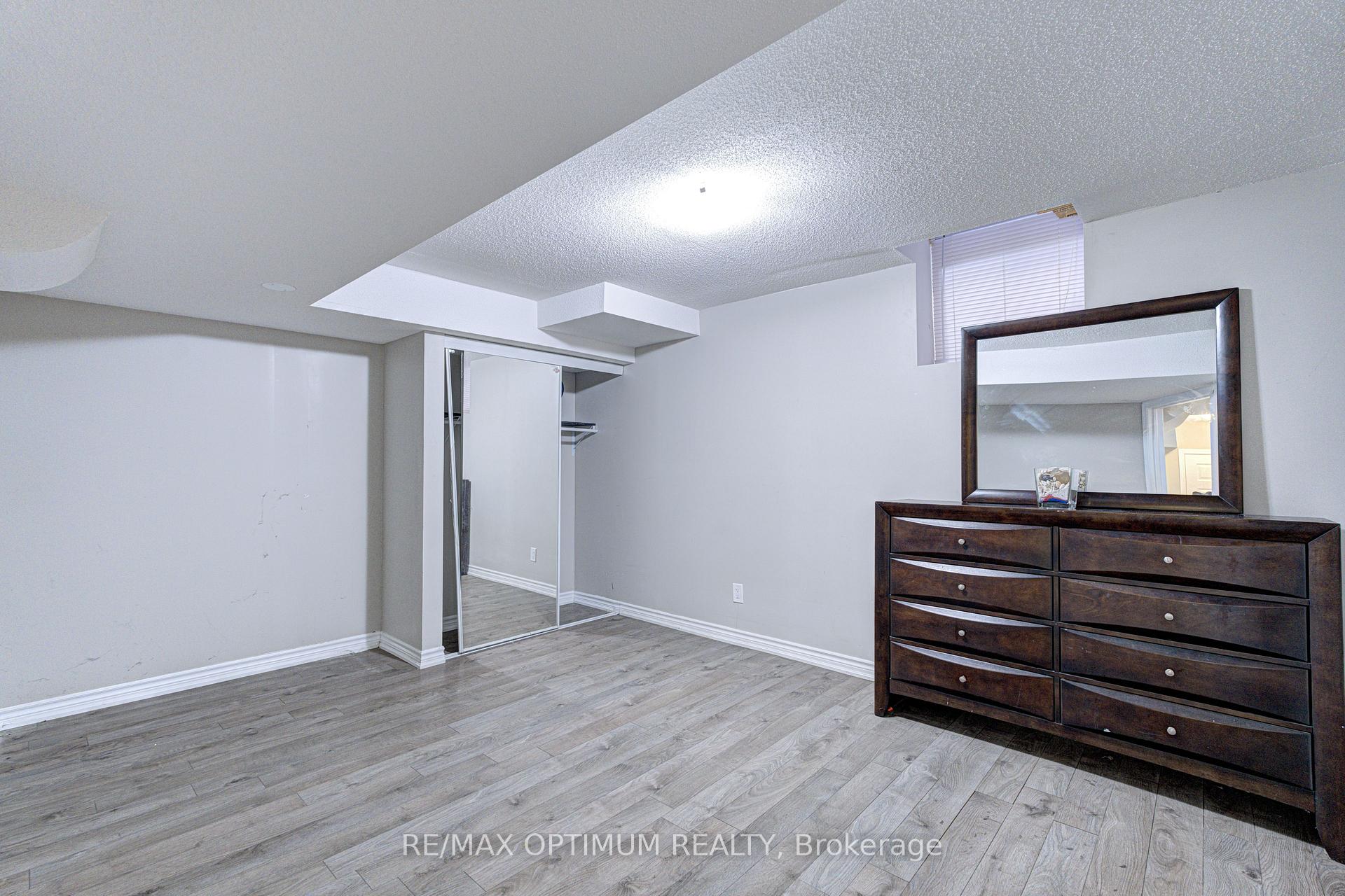 Photo 42 of 120 Canary Close, Brampton, Credit Valley — HOMEH