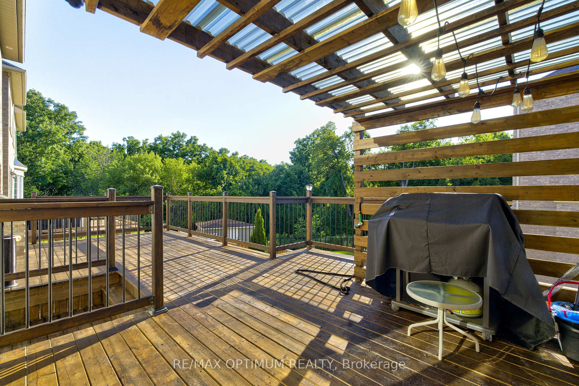 Photo 47 of 120 Canary Close, Brampton, Credit Valley — HOMEH