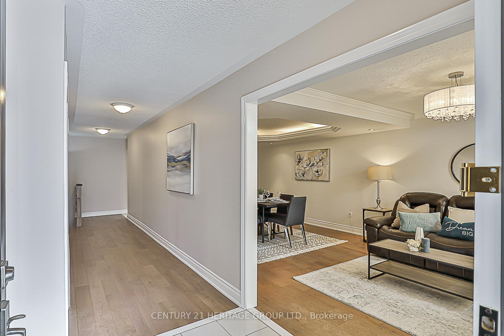 Photo 2 of 310 Chambers Crescent, Newmarket, Armitage — HOMEH