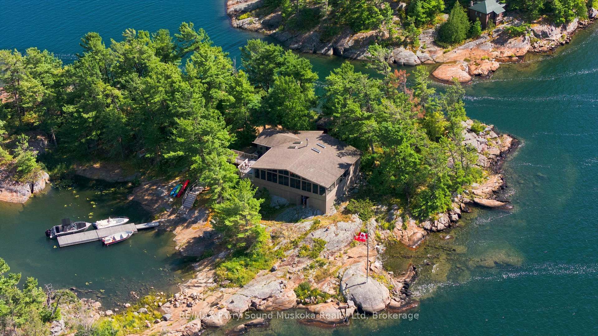 Photo of 87 Island