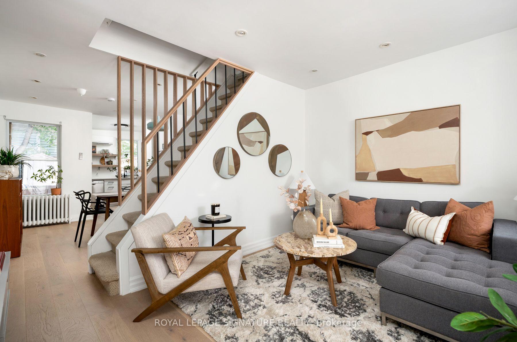 Photo 15 of 46 Corley Avenue, Toronto, East End-Danforth — HOMEH