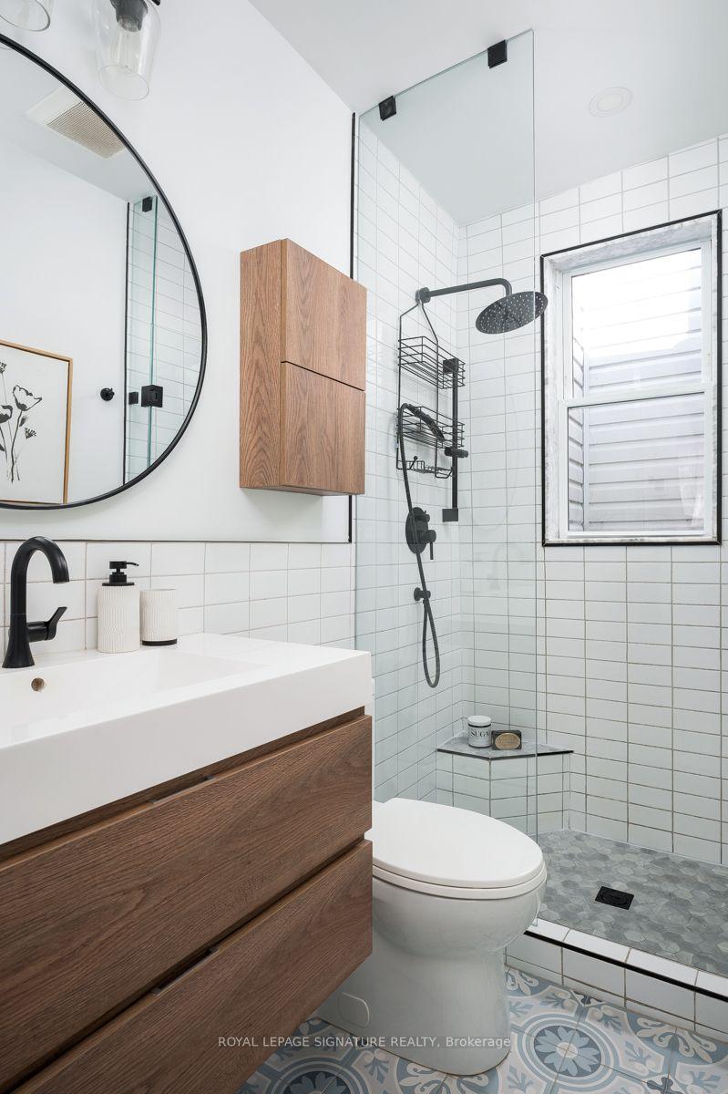 Photo 39 of 46 Corley Avenue, Toronto, East End-Danforth — HOMEH