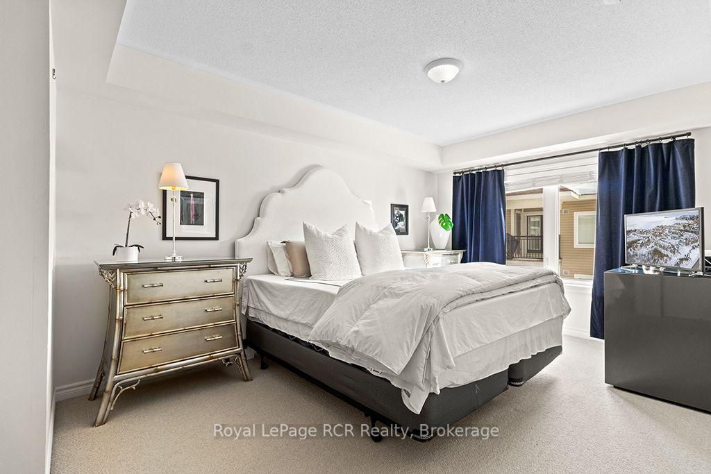 Photo 15 of 7 Anchorage Crescent, Collingwood — HOMEH
