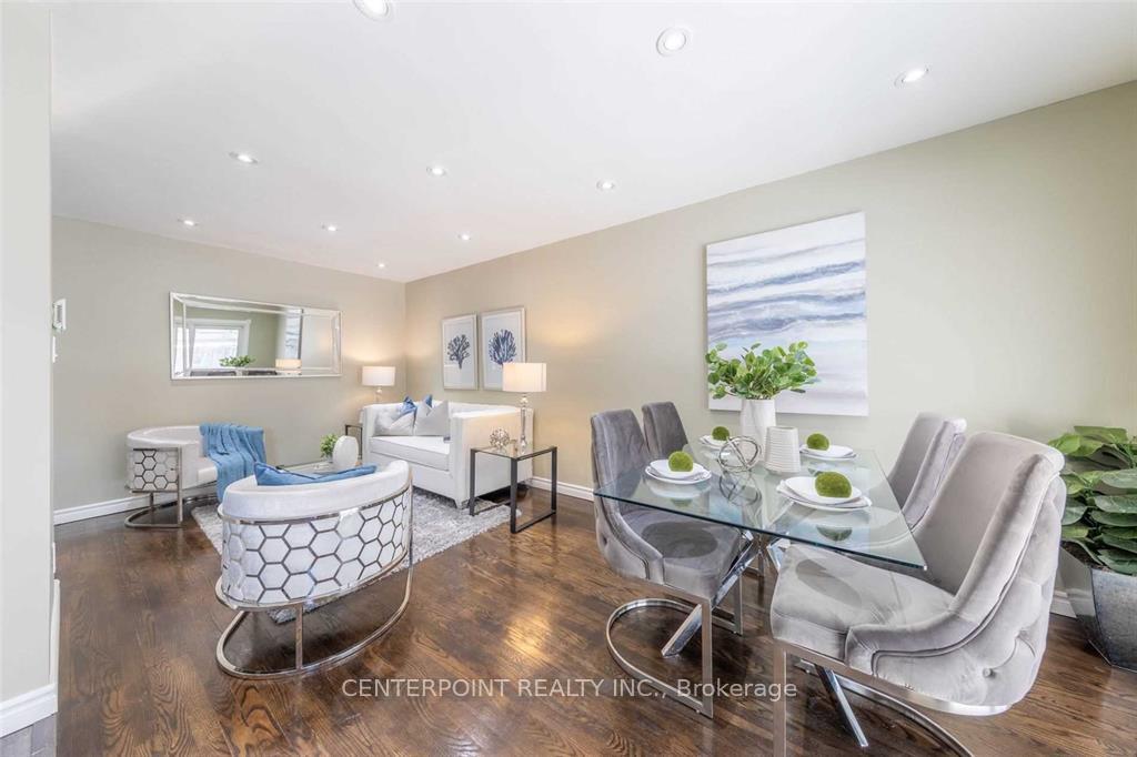 Photo 3 of 120 Dunbar Crescent, Markham, Milliken Mills East — HOMEH