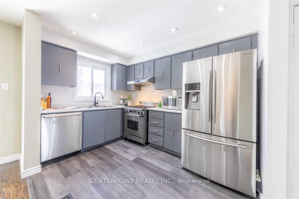 Photo 5 of 120 Dunbar Crescent, Markham, Milliken Mills East — HOMEH