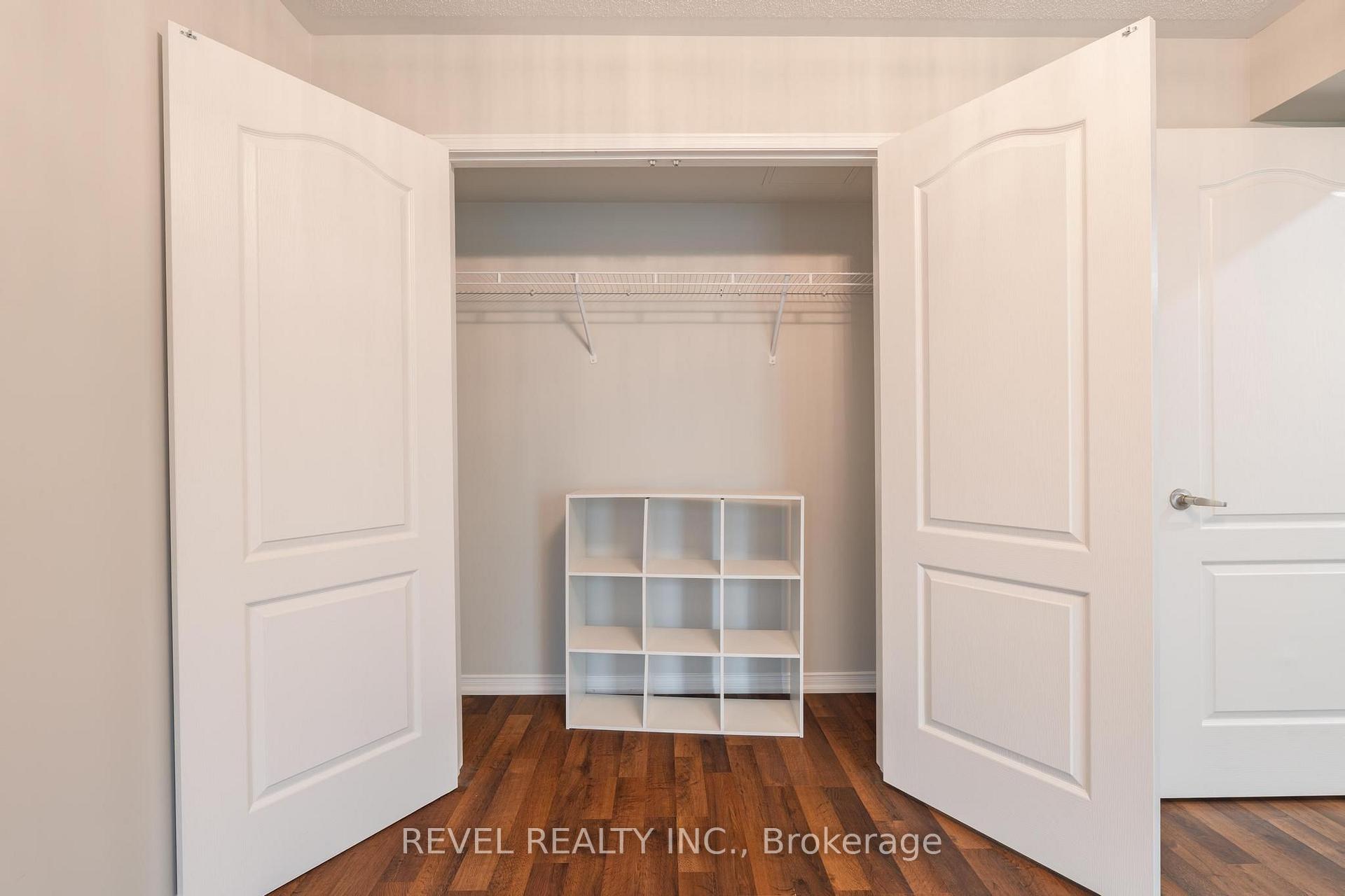 Photo 31 of Unit 108, 136 Widdicombe Hill Boulevard, Etobicoke, Willowridge-Martingrove-Richview — HOMEH