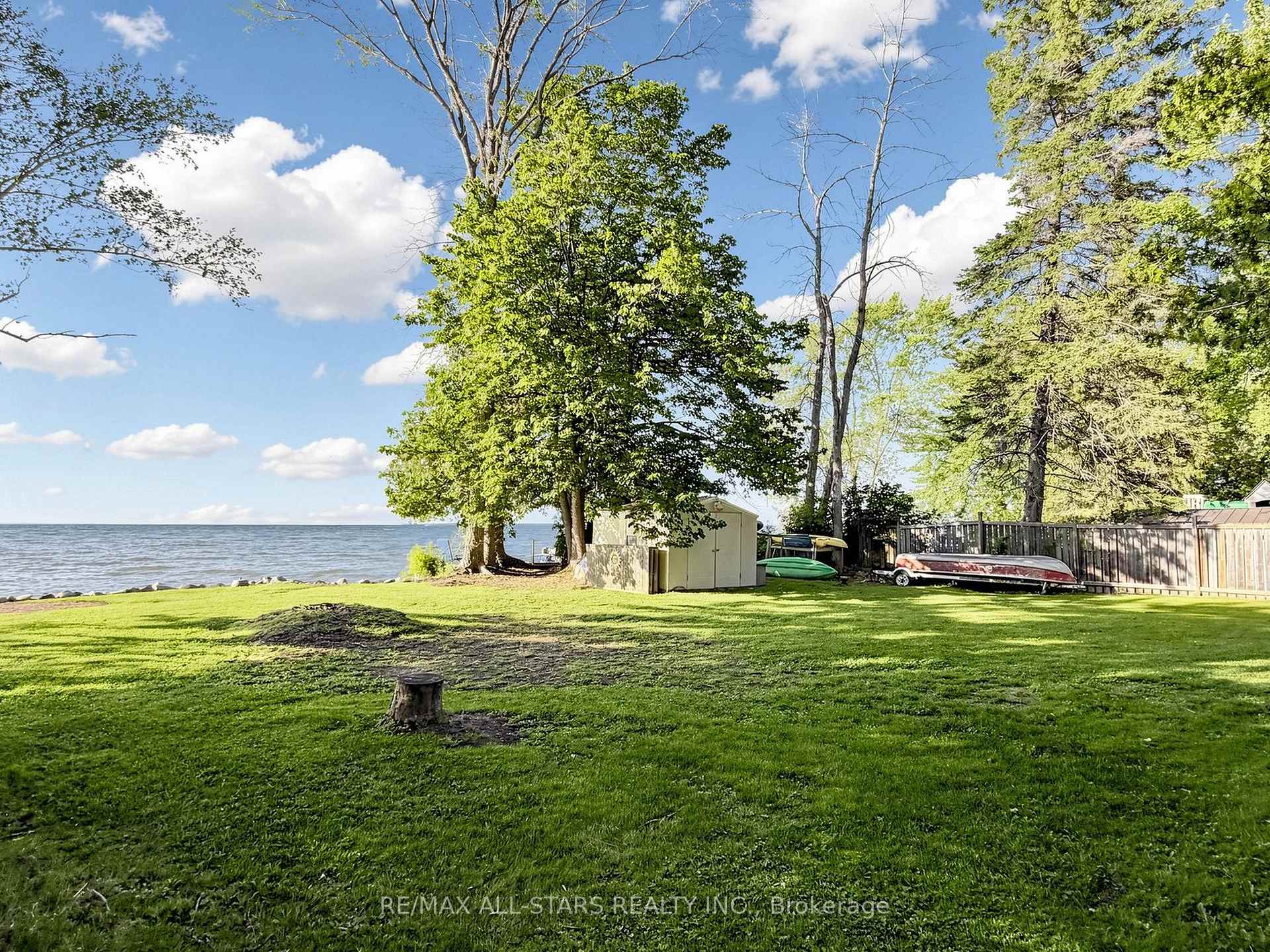 Photo 37 of 62 Irving Drive, Georgina, Pefferlaw — HOMEH