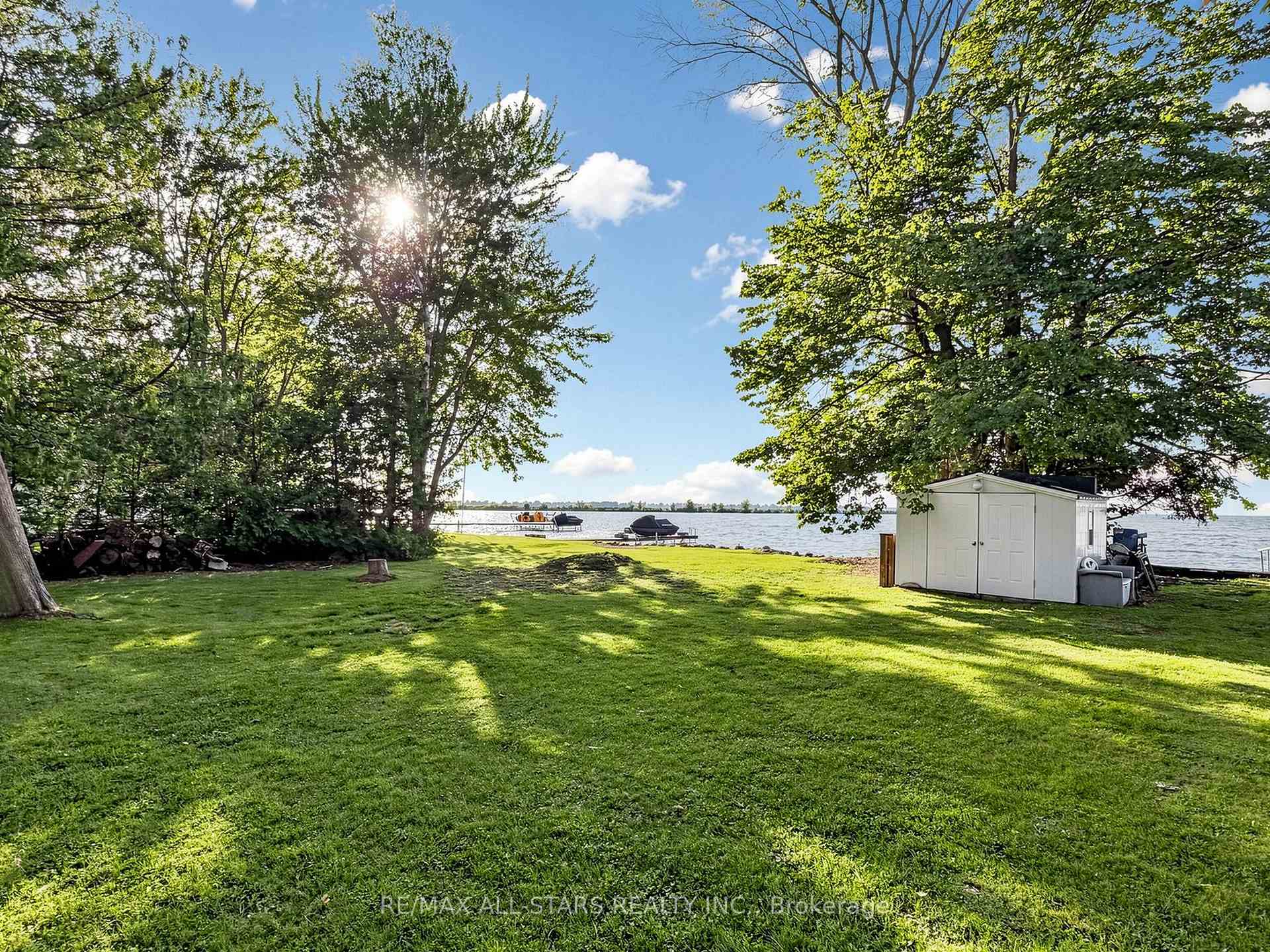 Photo 38 of 62 Irving Drive, Georgina, Pefferlaw — HOMEH