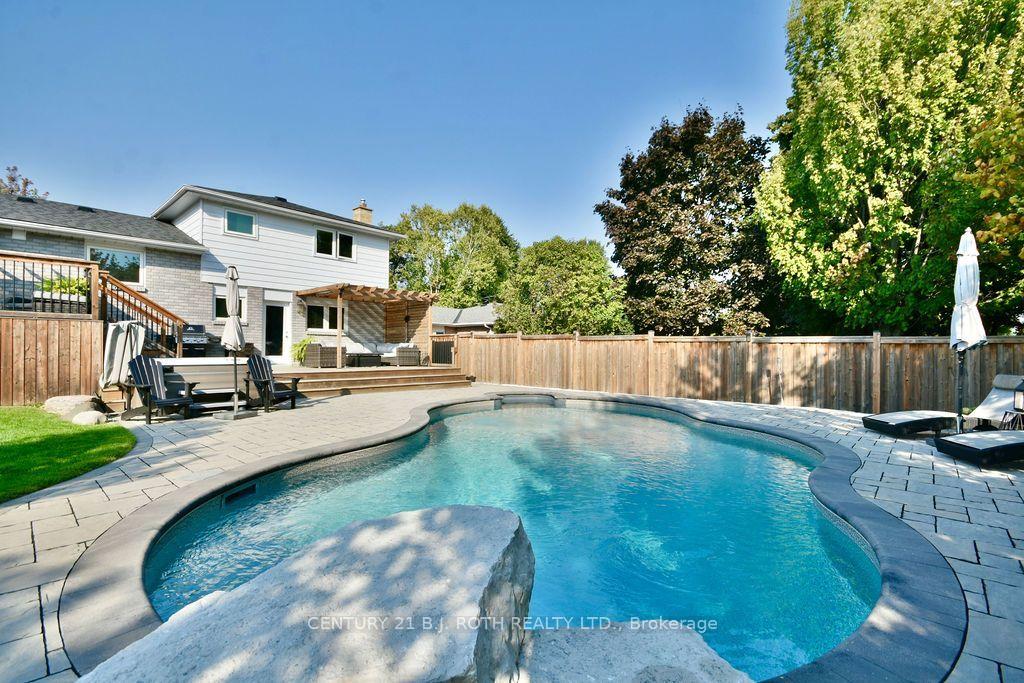 Photo 85 of 13 Clover Avenue, Barrie, Allandale Heights — HOMEH