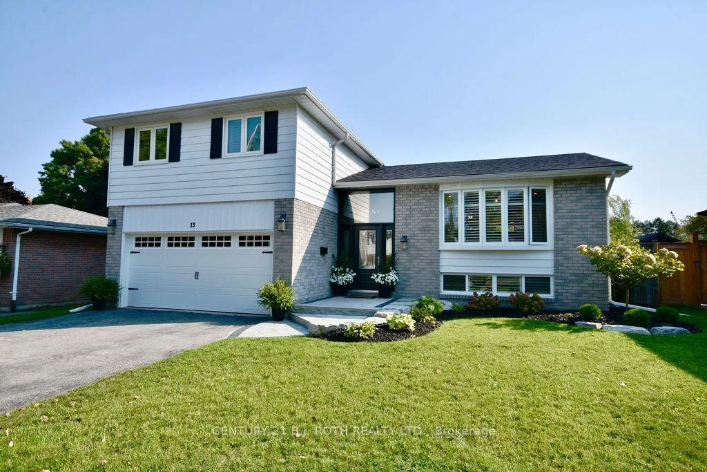 Photo 2 of 13 Clover Avenue, Barrie, Allandale Heights — HOMEH