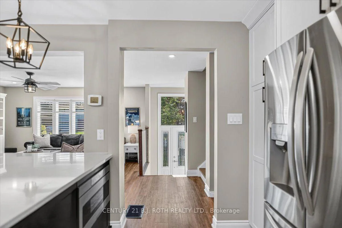 Photo 12 of 13 Clover Avenue, Barrie, Allandale Heights — HOMEH