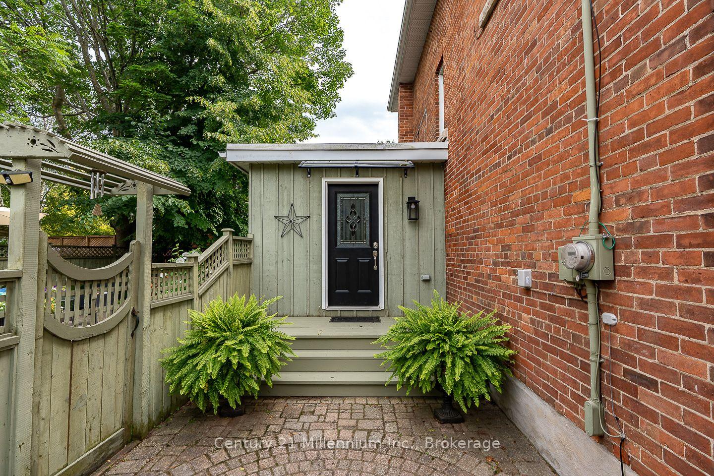 Photo 22 of 169 5th A Street E, Owen Sound — HOMEH
