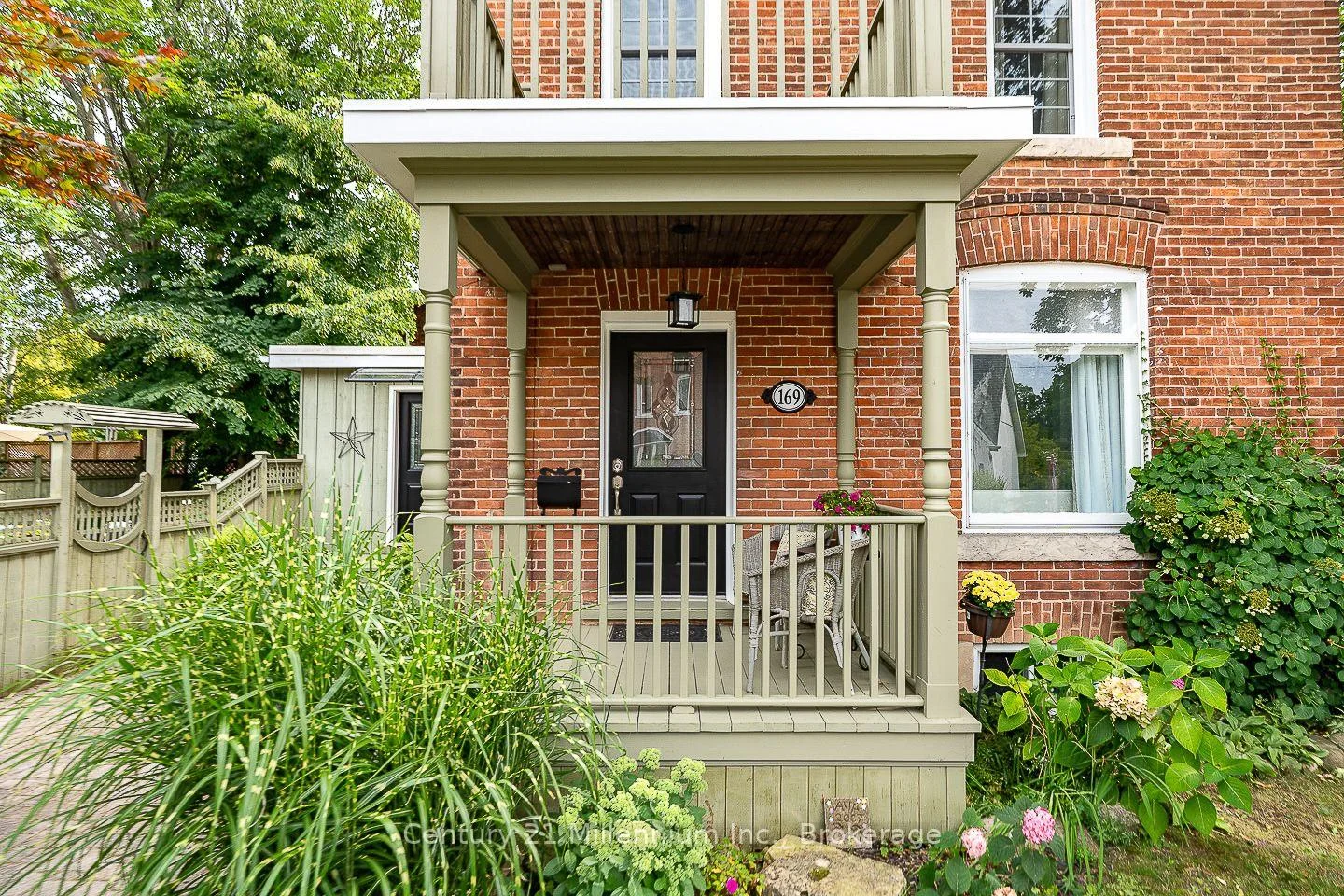 Photo 17 of 169 5th A Street E, Owen Sound — HOMEH
