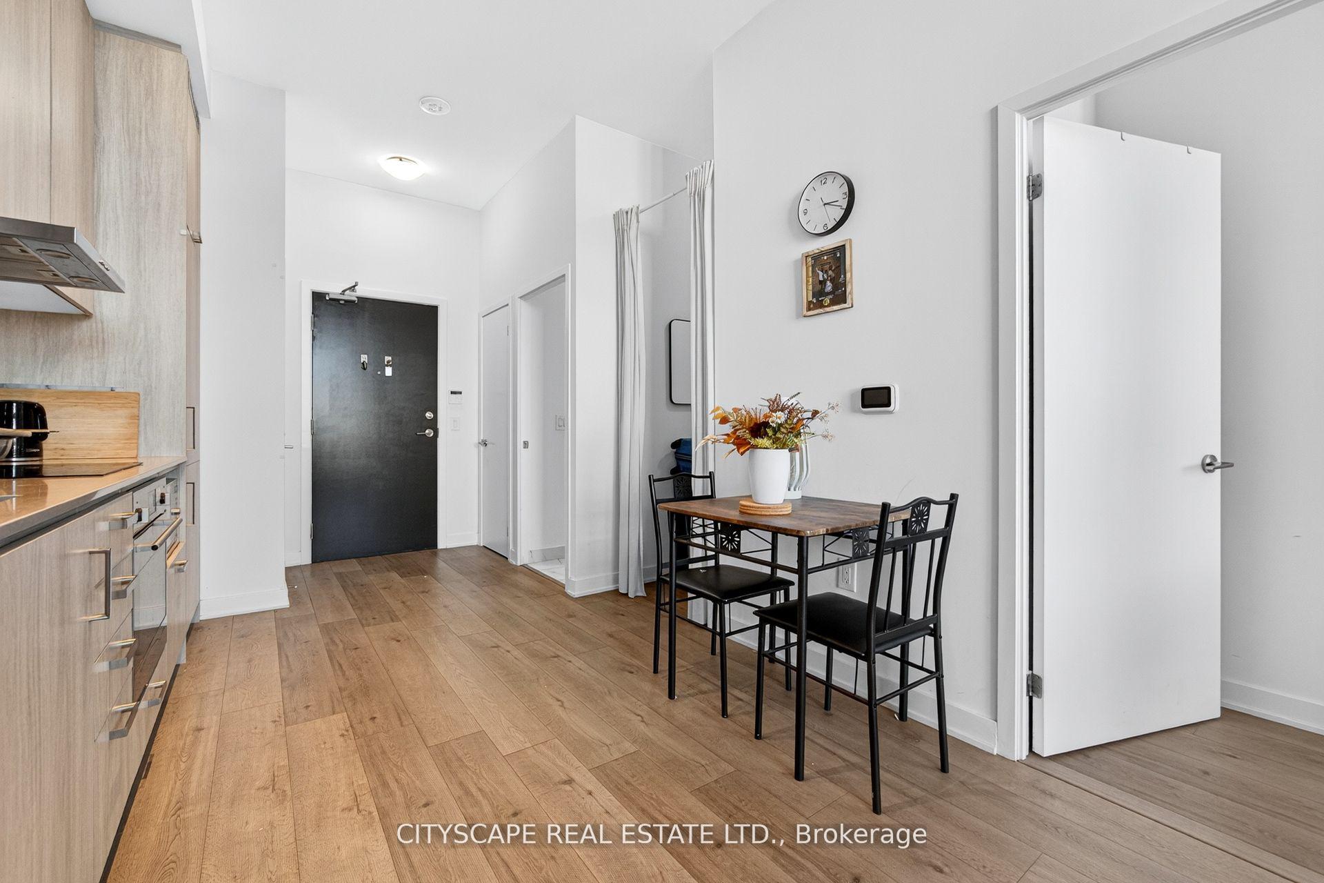 Photo 16 of Unit 210, 60 Honeycrisp Crescent, Vaughan, Vaughan Corporate Centre — HOMEH
