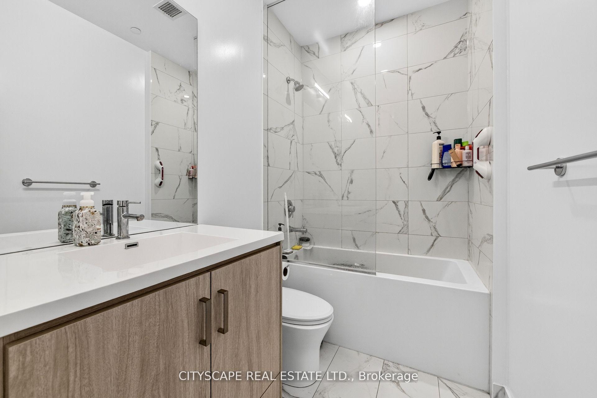 Photo 27 of Unit 210, 60 Honeycrisp Crescent, Vaughan, Vaughan Corporate Centre — HOMEH