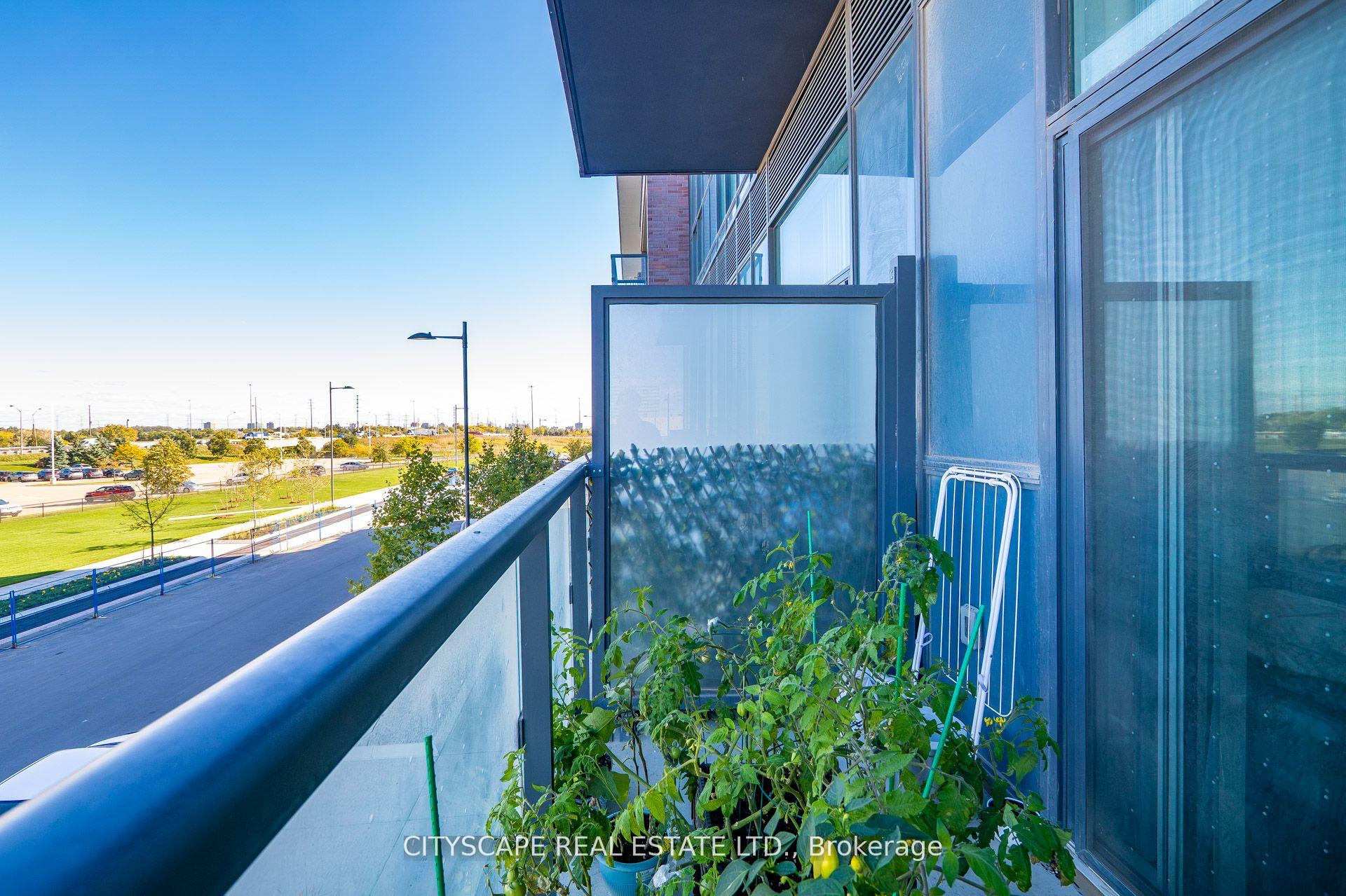 Photo 34 of Unit 210, 60 Honeycrisp Crescent, Vaughan, Vaughan Corporate Centre — HOMEH