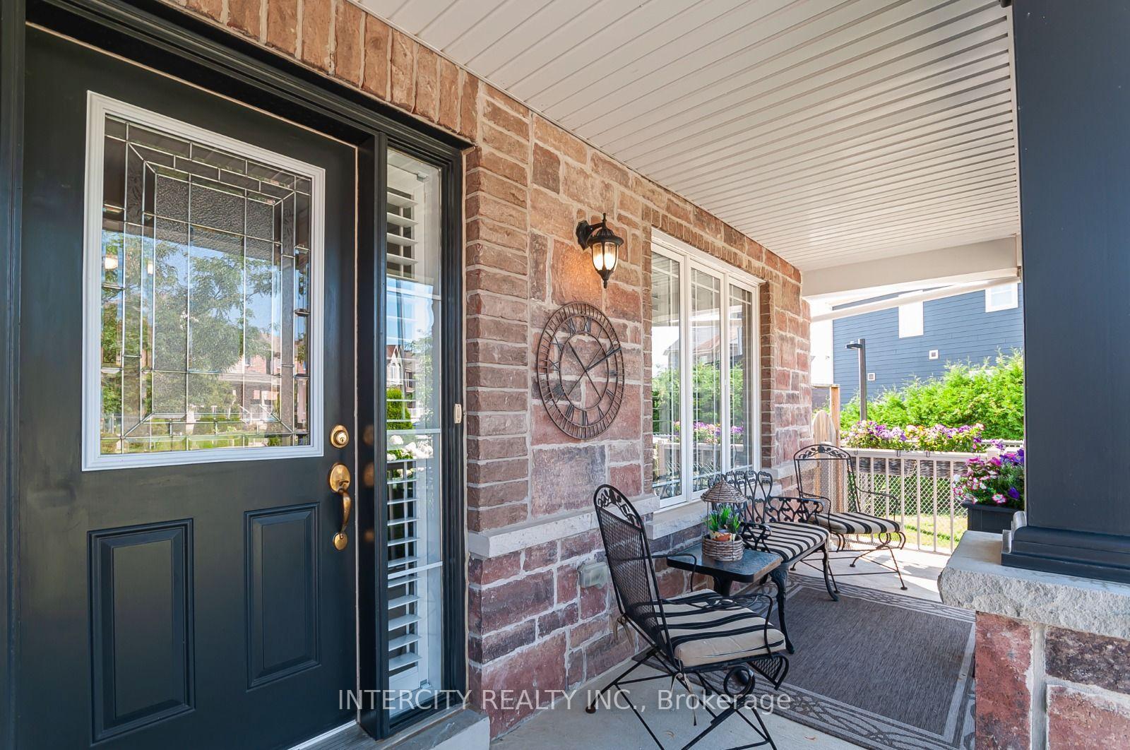 Photo 4 of 1359 Dallman Street, Innisfil, Lefroy — HOMEH