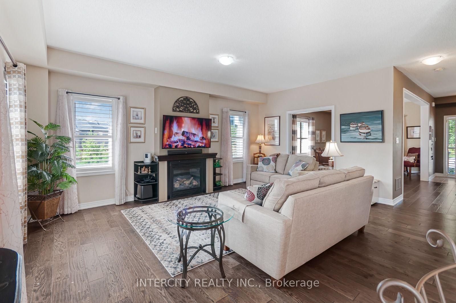 Photo 10 of 1359 Dallman Street, Innisfil, Lefroy — HOMEH