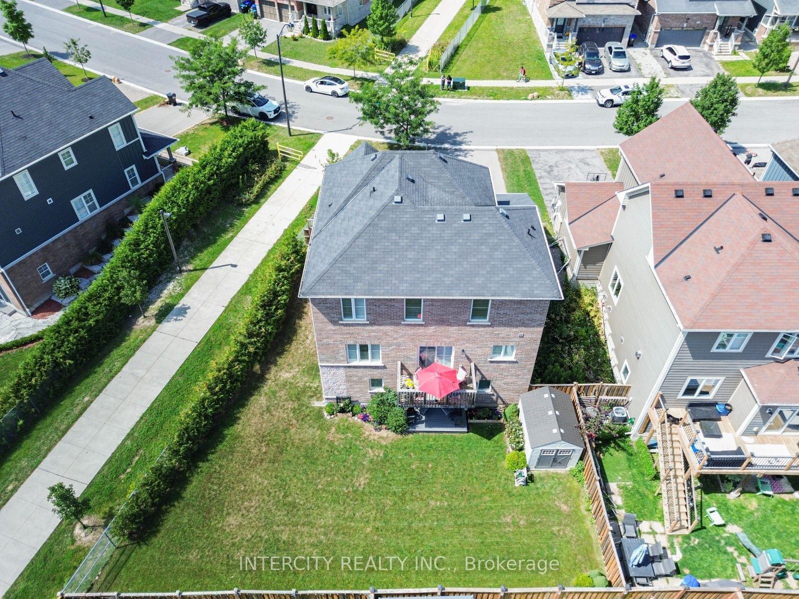 Photo 35 of 1359 Dallman Street, Innisfil, Lefroy — HOMEH
