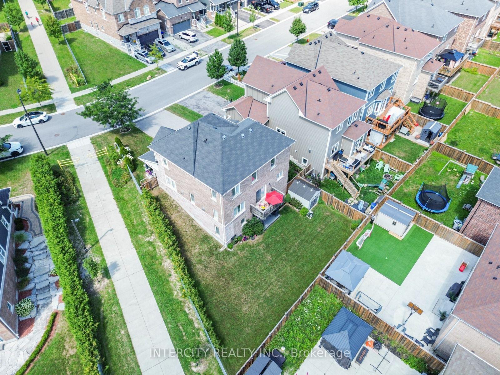 Photo 41 of 1359 Dallman Street, Innisfil, Lefroy — HOMEH
