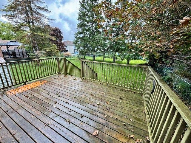 Photo 4 of 355 Oak Street, Gananoque, Gananoque — HOMEH