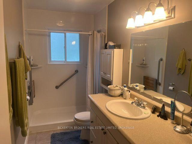 Photo 11 of 355 Oak Street, Gananoque, Gananoque — HOMEH