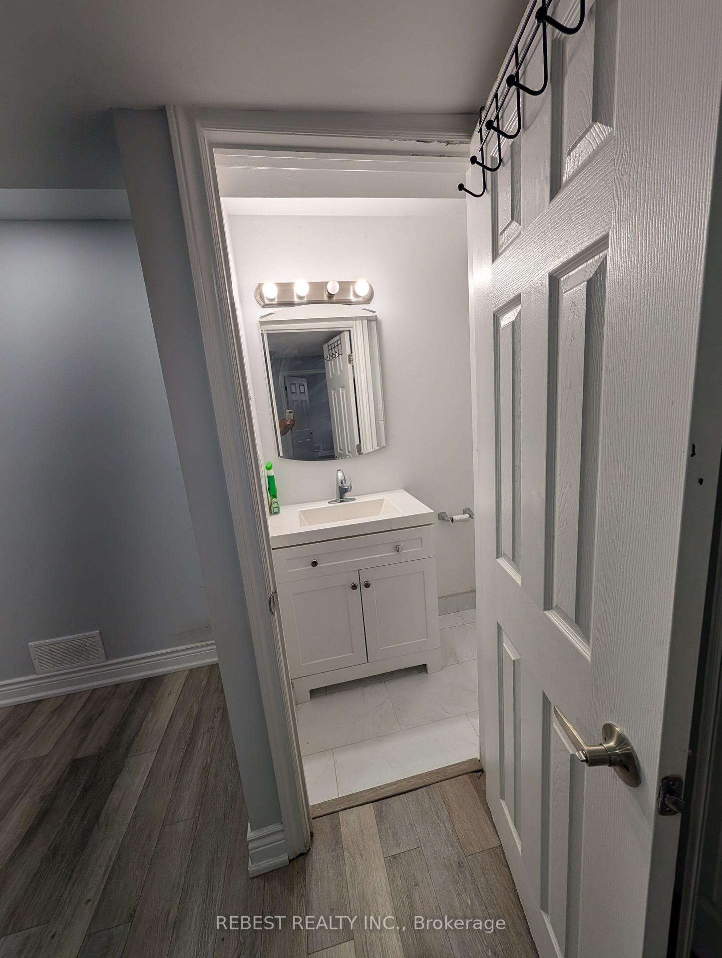 Photo 8 of Unit Basement, 2 Trillium Court, Brampton, Northgate — HOMEH