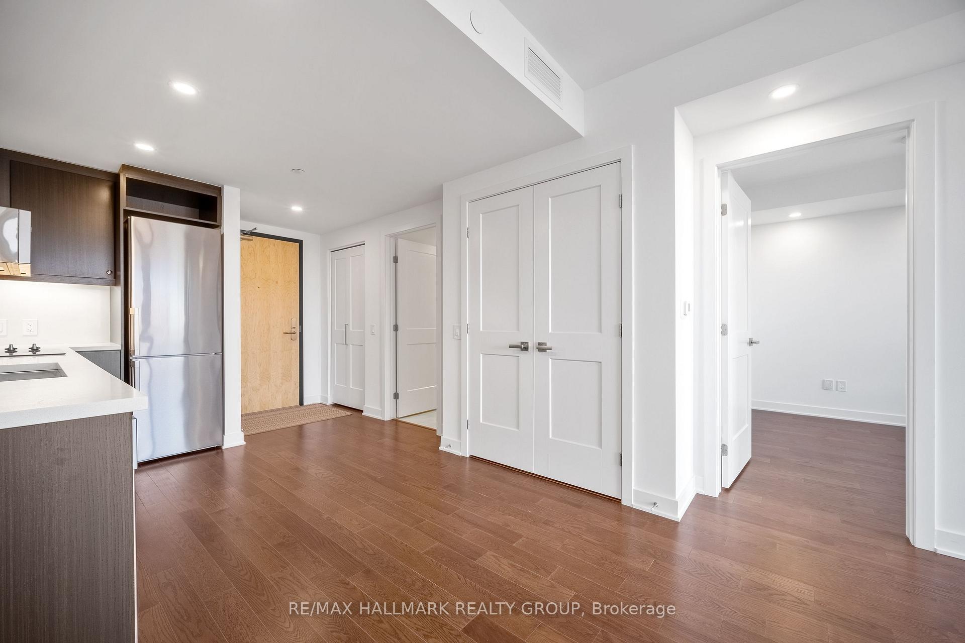 Photo 5 of Unit 1403, 340 Queen Street, Ottawa, Ottawa Centre — HOMEH
